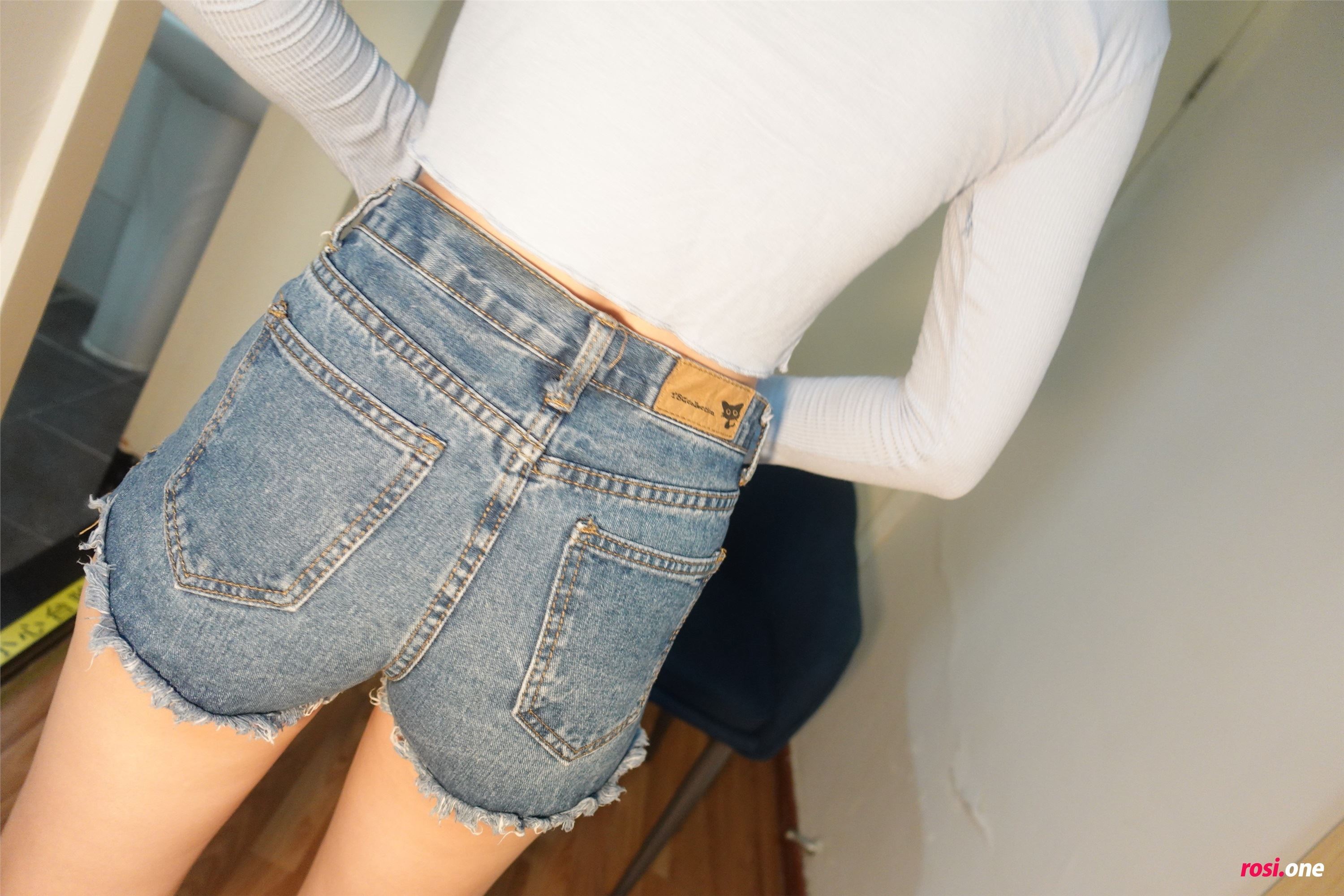 ROSI写真 2021.08.01 NO.3527